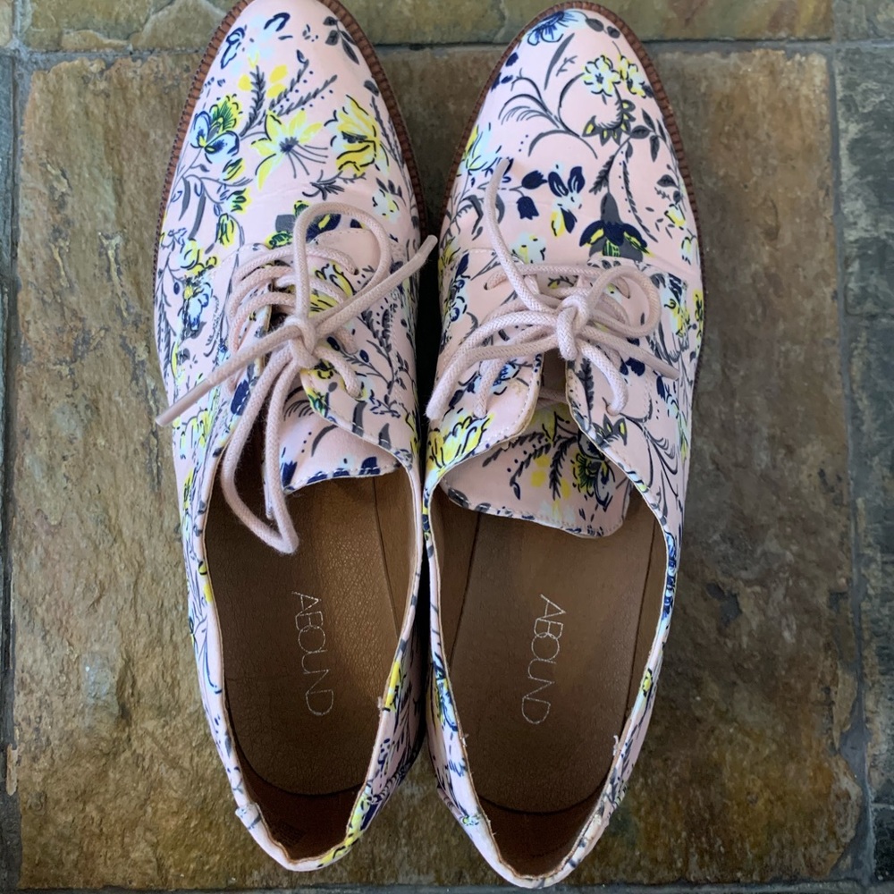 Abound platform pink floral loafers
